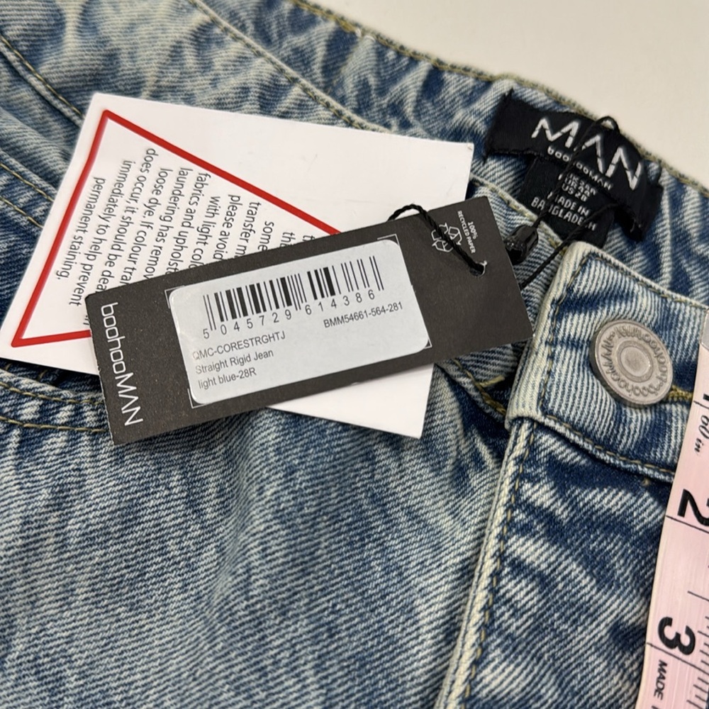 Straight Rigid Jean - Picture 9 of 9